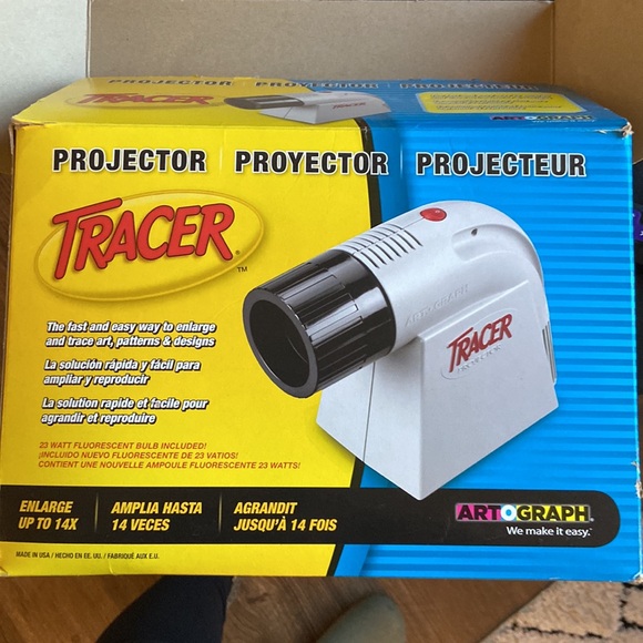 Tracer Projector - Picture 1 of 3